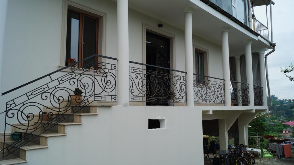 Tj Guest House Makhinjauri Exterior photo